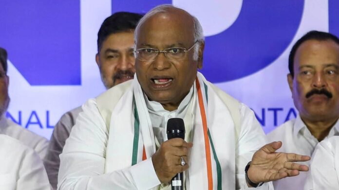 جھارکھنڈ-اسمبلی-انتخاب:-’جھارکھنڈ-میں-پھر-بنے-گی-انڈیا-اتحاد-کی-حکومت‘،-پریس-کانفرنس-میں-ملکارجن-کھڑگے-کا-دعویٰ
