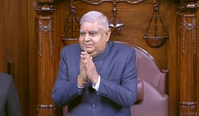 <b>راجیہ-سبھا-کے-چیئرمین-جگدیپ-دھنکھڑ-کے-خلاف-تحریک-عدم-اعتماد-کا-نوٹس-مسترد،-اپوزیشن-کی-نظریں-حکومتی-رویے-پر-</b>