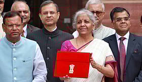 <b>نرملا-سیتارمن-کی-آٹھویں-بجٹ-پیشی:-2025-26-کا-بجٹ-پیش-کرنے-کی-تیاری</b>