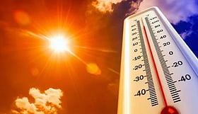 <b>دہلی-میں-گرمی-کی-شدت-میں-اضافہ،-شہریوں-کے-لیے-چالیس-ڈگری-کا-چیلنج!</b>