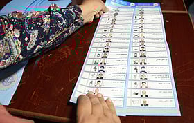 بہار-انتخابات:-الیکشن-کمیشن-نے-ووٹ-شماری-کے-نئے-اصول-جاری-کردیے،-ای-وی-ایم-کی-گنتی-کے-لیے-اہم-تبدیلیاں